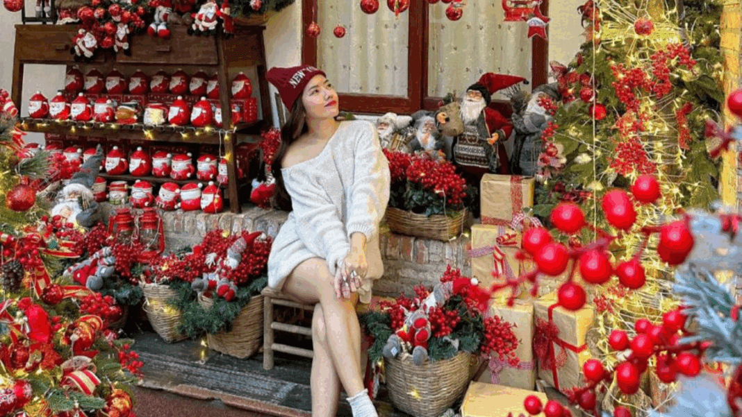 TOP 10 Địa Điểm Check In Noel Sài Gòn 2025: Săn Tuyết Rơi, Giá Sinh Viên