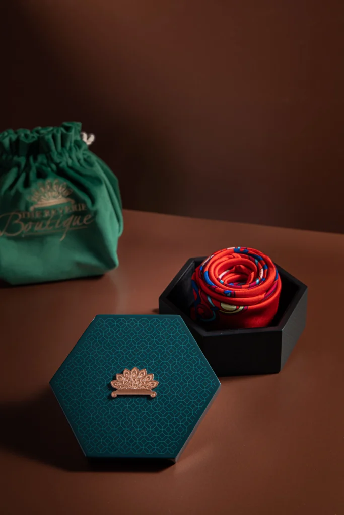 Hop Son mai cua The Reverie Saigon 1770087468 1