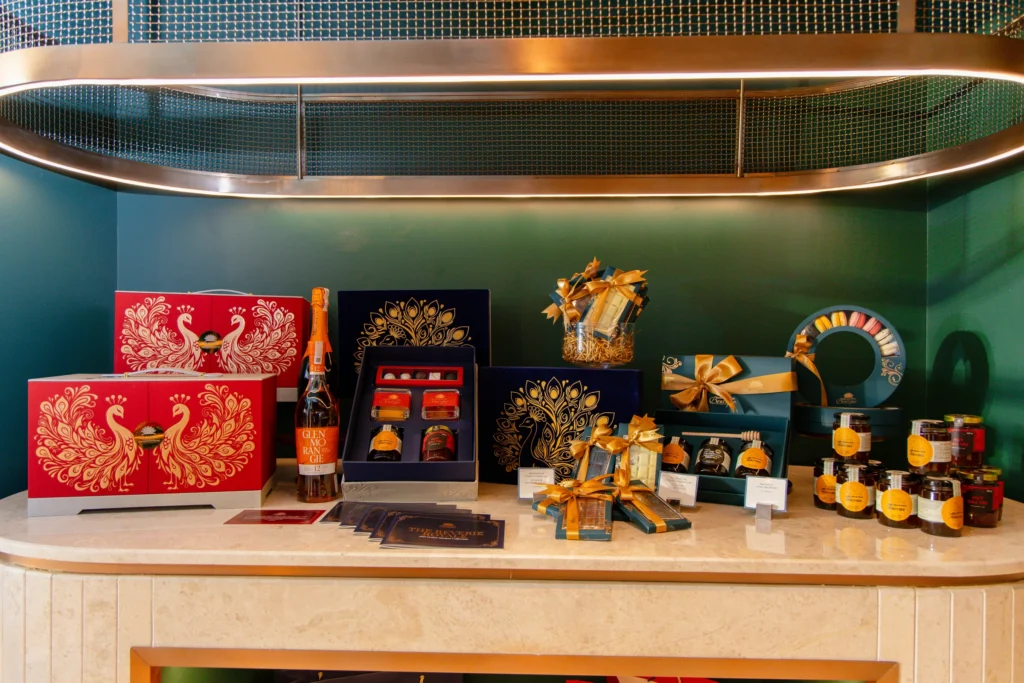 Quay qua tang tai The Reverie Boutique 1770087015