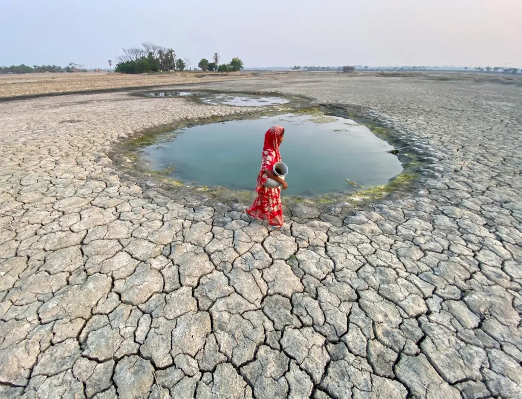 han han khien cuoc song cua nguoi dan gap nhieu kho khan trong viec tiep can nguon nuoc sach 89891364555498271082985